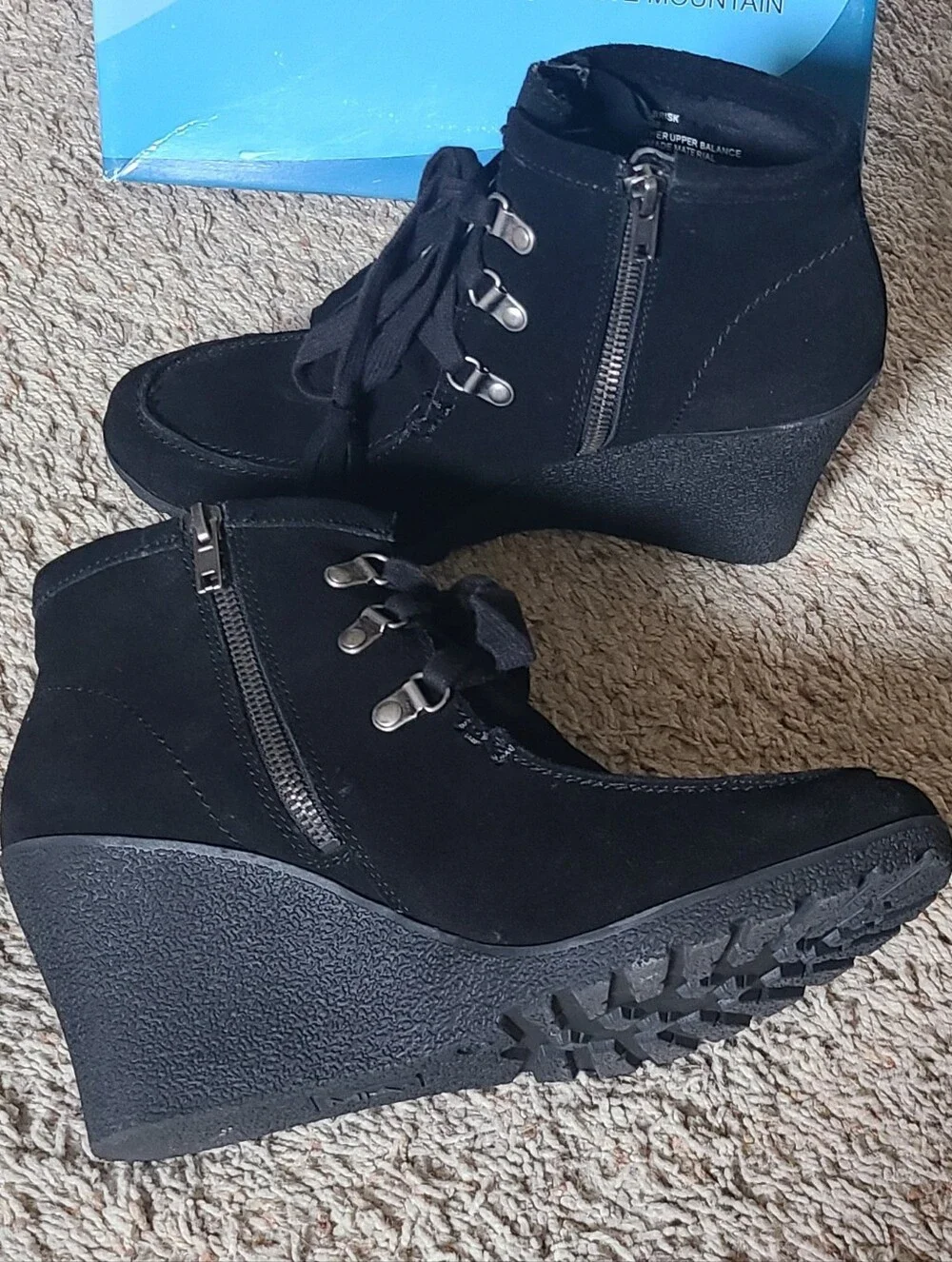 Cliffs by WHITE MOUNTAIN Black Lace-Up Wedge Ankle Boots